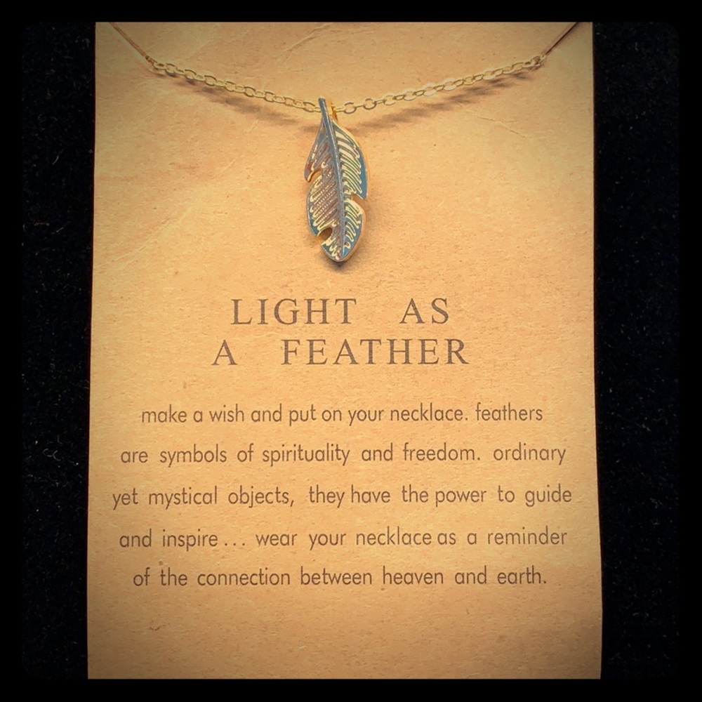 🌟Gold Feather Necklace🌟